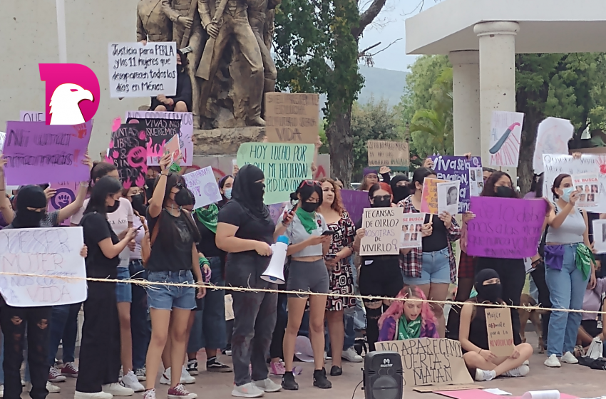  Mujeres protestaron por los feminicidios que quedan sin castigo