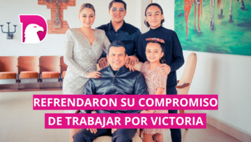  Eduardo Gattás y su familia desean feliz año a victorenses