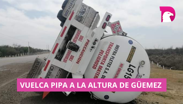  Se registra volcadura de pipa en Carretera Federal 83.