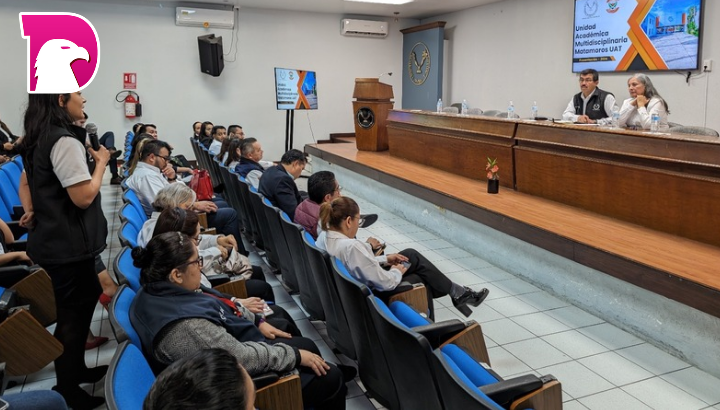  Visita Dámaso Anaya las facultades de la UAT en Matamoros