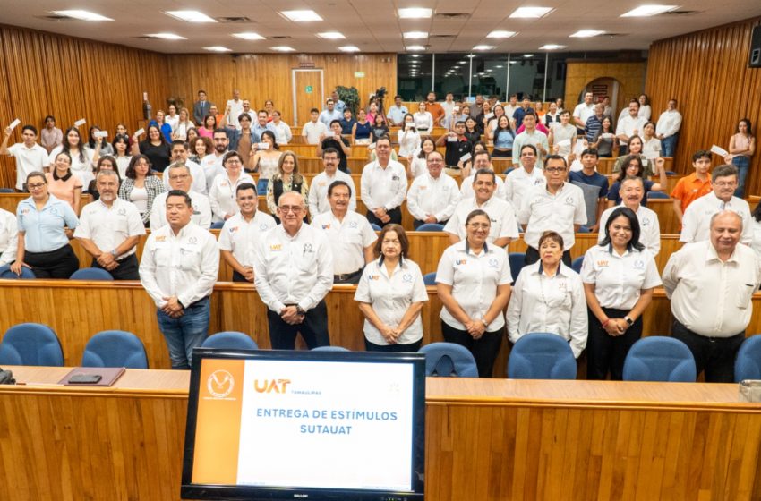  Reconoce la UAT el desempeño académico de estudiantes hijos del personal docente