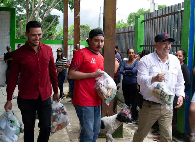  Avanzada Tamaulipeca lleva apoyos a Gallos Grandes y Juan Sarabia