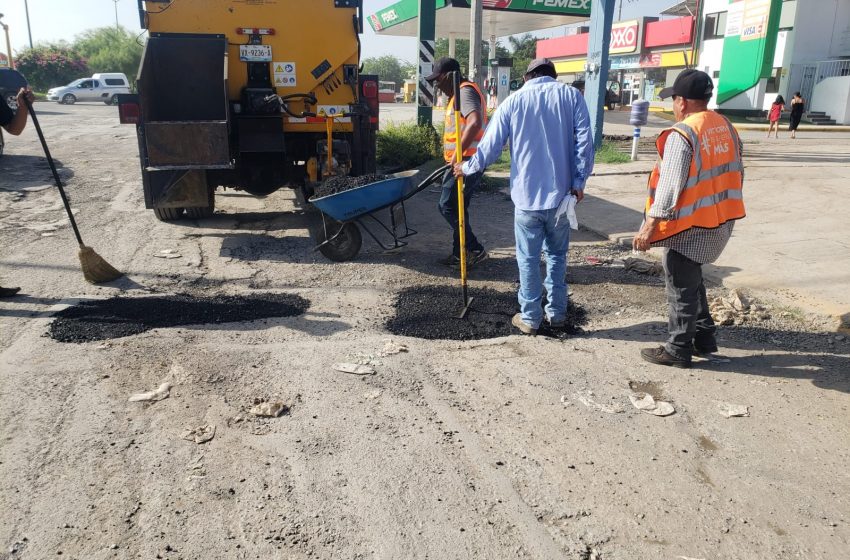  Avanza el mejoramiento de calles en Victoria