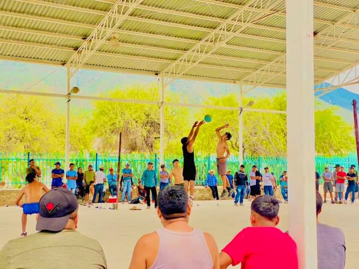  Titanes del voleibol se enfrentan en Calabacilla