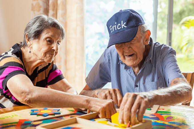  Abusos contra adultos mayores por parte de sus hijos en Tula