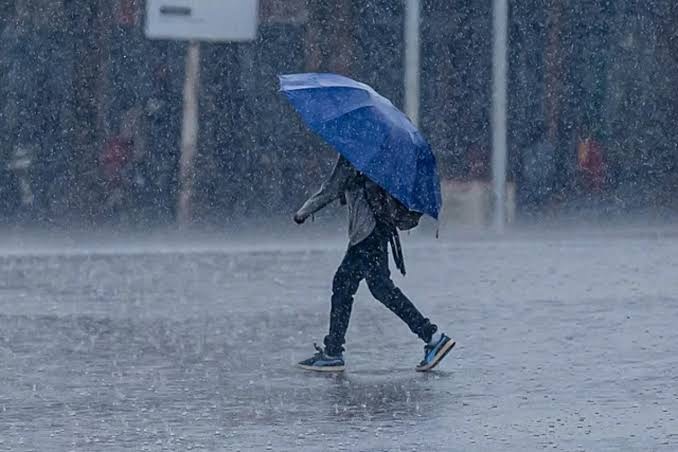  “Francine” inicia con fuertes lluvias en Tamaulipas