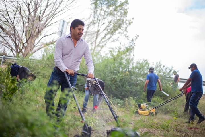  Jaumave avanza hacia la transformación con acciones de limpieza en Los Sabinos