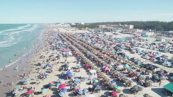  Turistas sufren acoso de tránsitos municipales