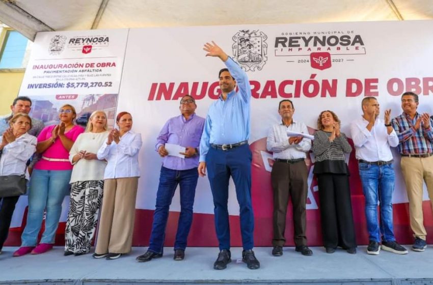  Inauguraron Alcalde y vecinos de la Aztlán, pavimentación por más de 5.7 MDP