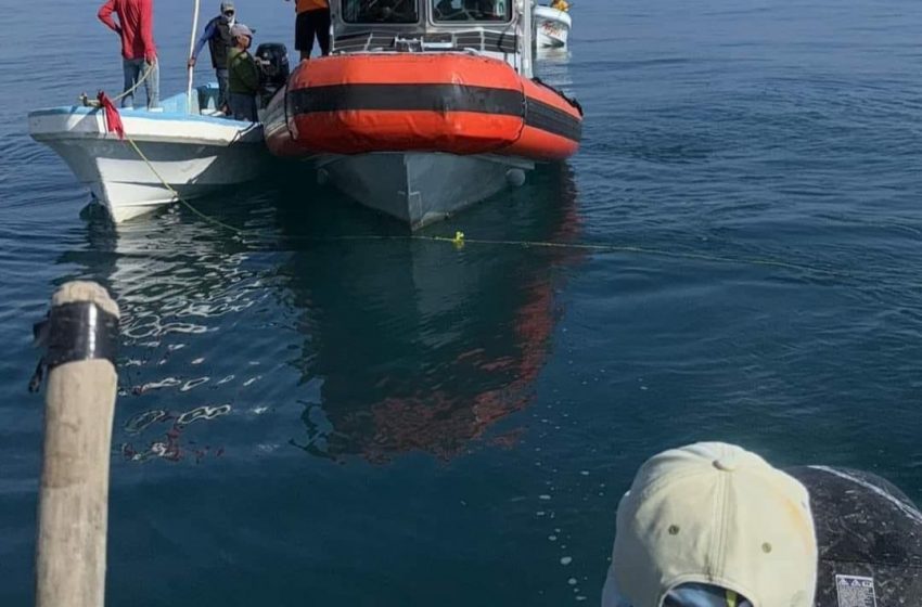  Encuentran a pescadores que naufragaron por 3 días