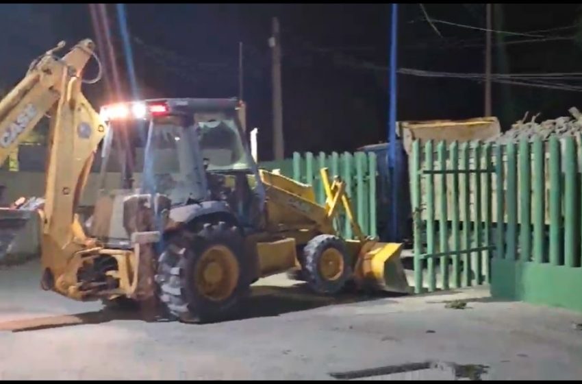  Colapso de Barda en Construcción de Nueva Farmacia en Tula