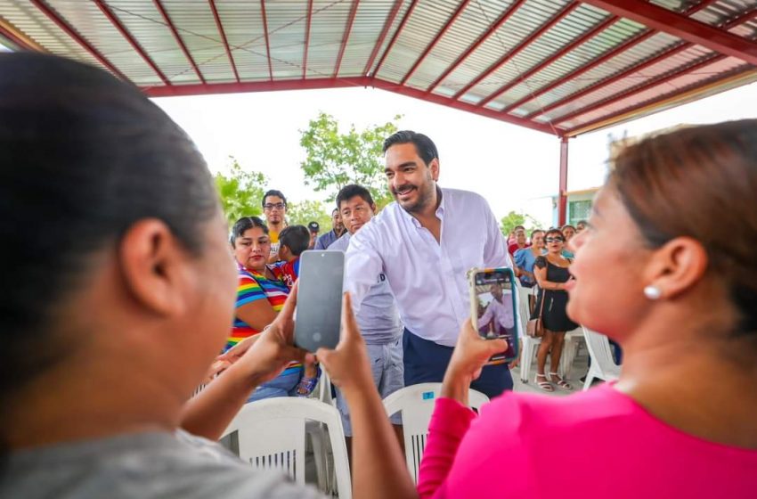  Inauguró Carlos Peña Ortiz Techumbre del Jardín de Niños Federico Froebel