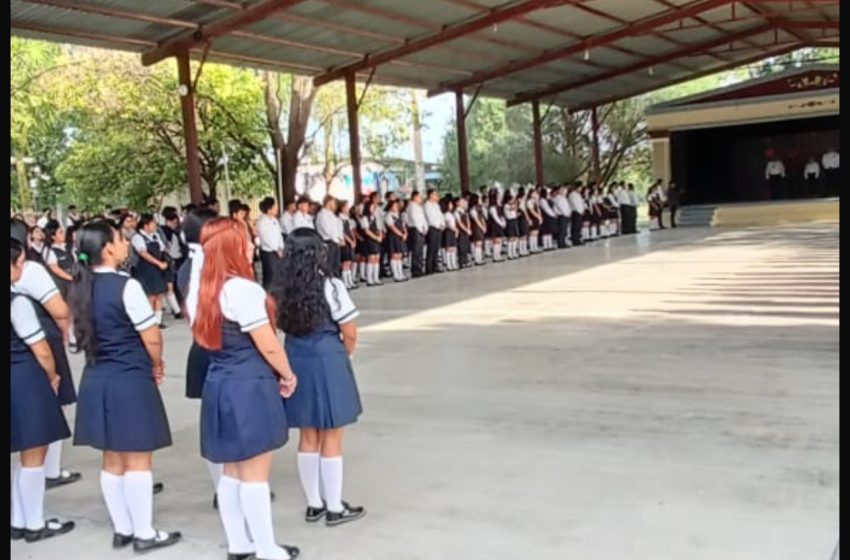  Realizan foro educativo en la Normal de Jaumave