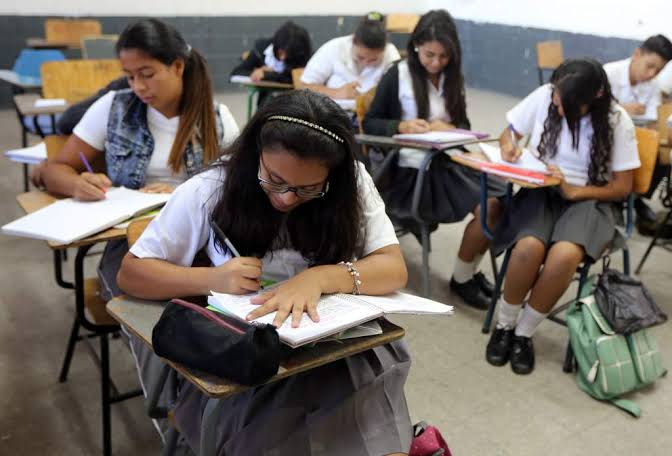  Defienden uniformes escolares neutros en Tamaulipas