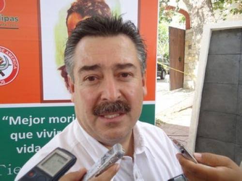  Entrega alcalde de Tula dos nuevos vehículos