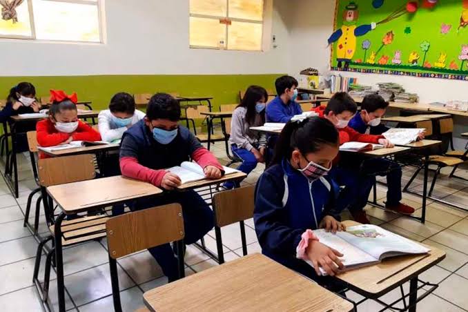  En veremos suspensión de clases por ola gélido