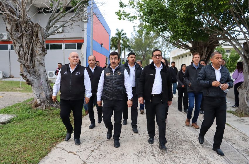  Rector de la UAT supervisa en el Campus Sur obras de infraestructura