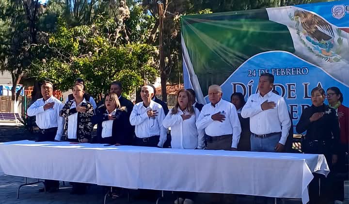  Bustamante Conmemora con Orgullo el Día de la Bandera Nacional 🇲🇽