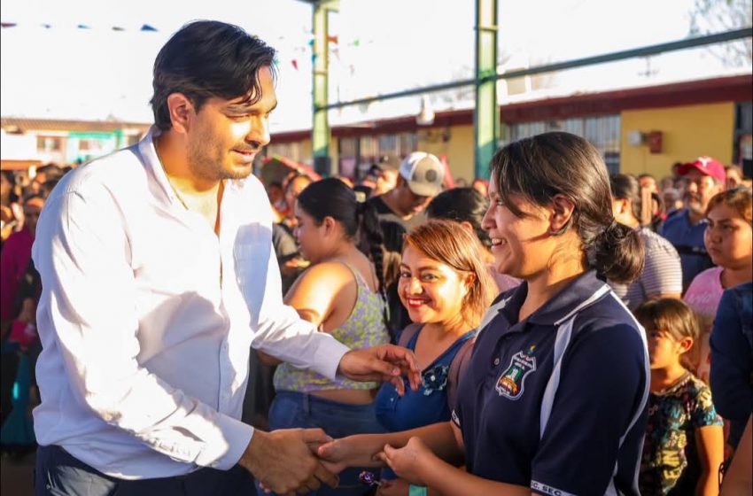  Imparable beneficio del Gobierno de Carlos Peña Ortíz con Programa de Becas en Reynosa