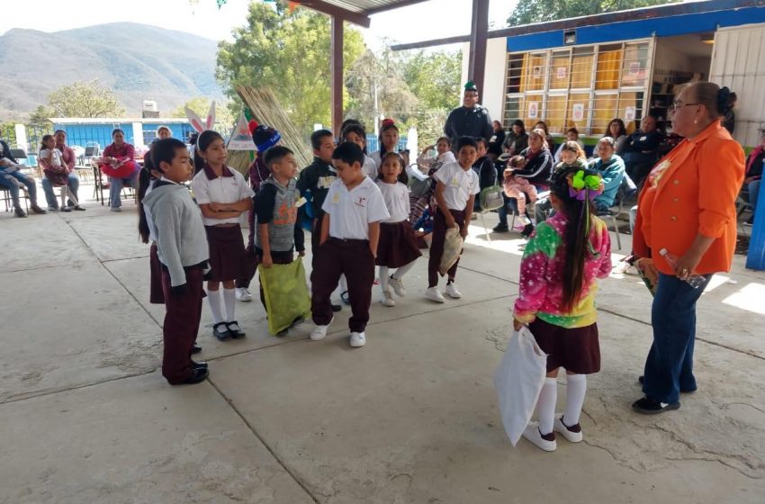  Celebran encuentro Educativo en la Zona Escolar 179 de Tula