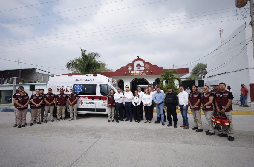 Conmemoran en Casas el 5 de Mayo con entrega de ambulancia gestionada ante PEMEX
