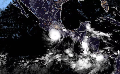 Inicia temporada de huracanes en México