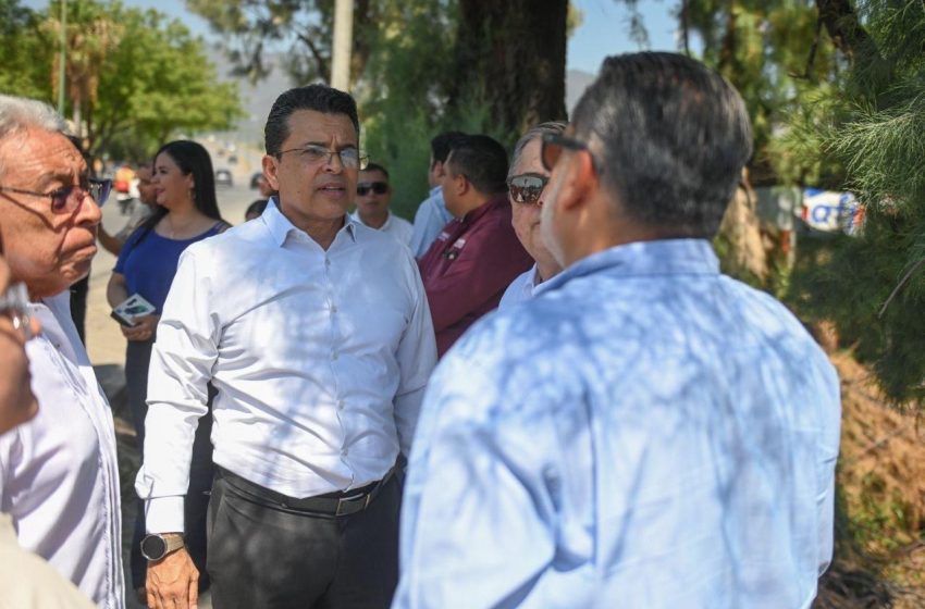 Supervisa Lalo Gattás funcionalidad del 100% de drenes pluviales.