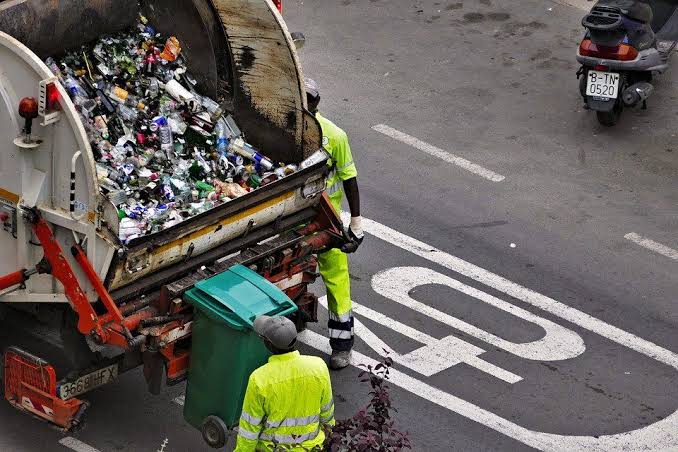Empresarios deben contratar servicio privado de recolección de basura