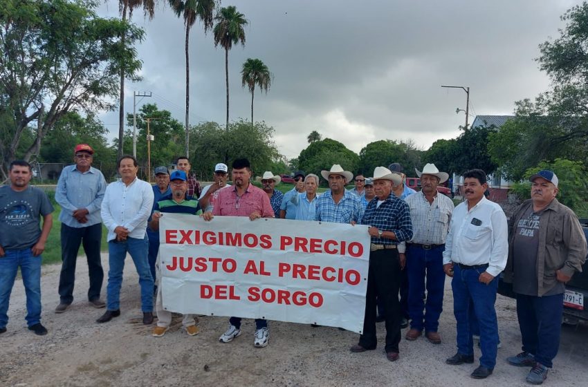  Agricultores amenazan con nuevos bloqueos; se reunirán este jueves