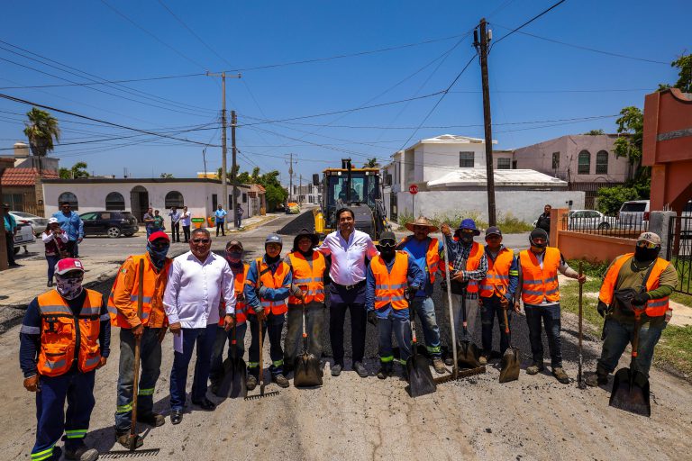  Rehabilita Gobierno de Carlos Peña Ortiz calles de la colonia Ribereña
