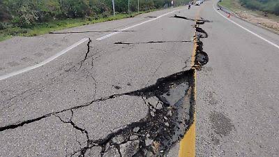Tamaulipecos pagarán 65 mdp para reparar carreteras dañadas por Barry