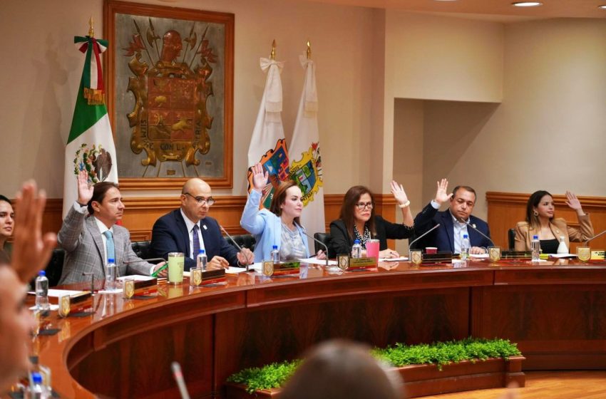 Carmen Lilia aprovecha dinero de ‘autos chocolate’ para pavimentar Nuevo Laredo