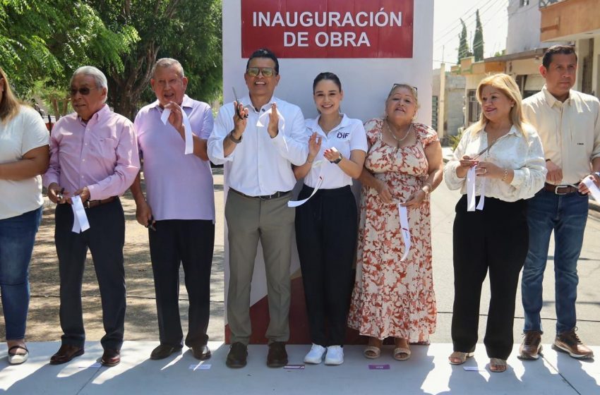 Habitantes de Lomas deCalamaco reciben doscalles más pavimentadas.
