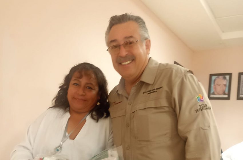 Gobierno Municipal de Tula fortalece identidad nacional con entrega de banderas a instituciones educativas