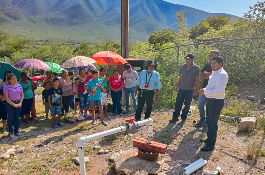 Entrega Manuel Báez obra de equipamiento de pozo profundo en Monterredondo