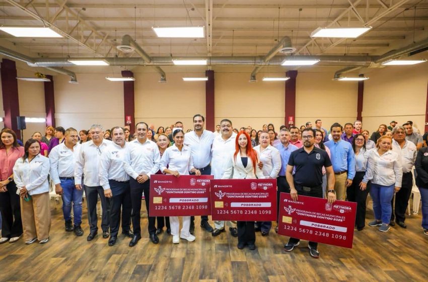 Necesitamos generaciones más preparadas: Alcalde Carlos Peña Ortiz.