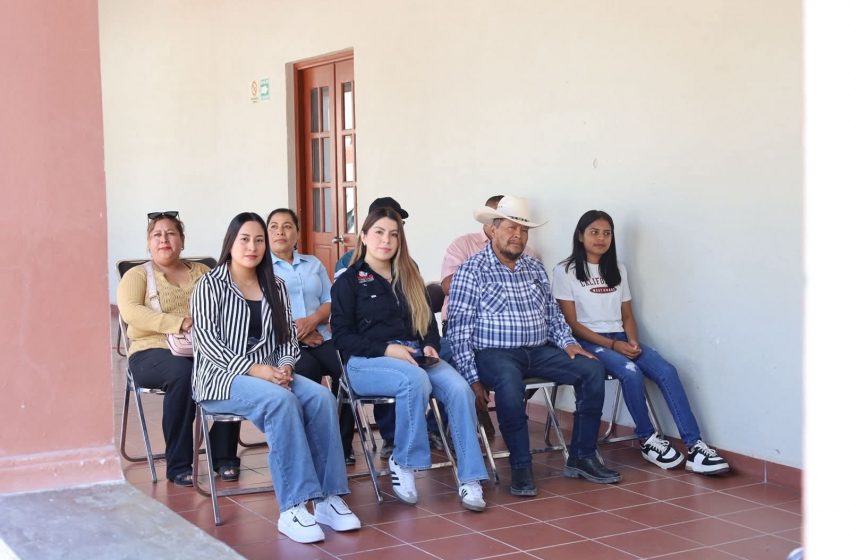 Reafirma Gobierno de Sindy Monita compromiso con el bienestar de las familias de Palmillas