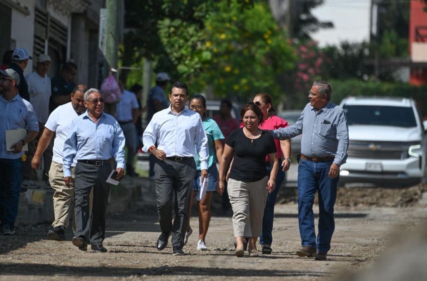 Agradecen vecinos pavimentación en la Cuauhtémoc.