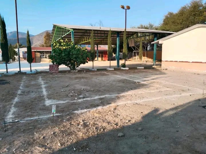  Construyen nueva aula en el CEMSADET 038 de Santa Ana de Nahola