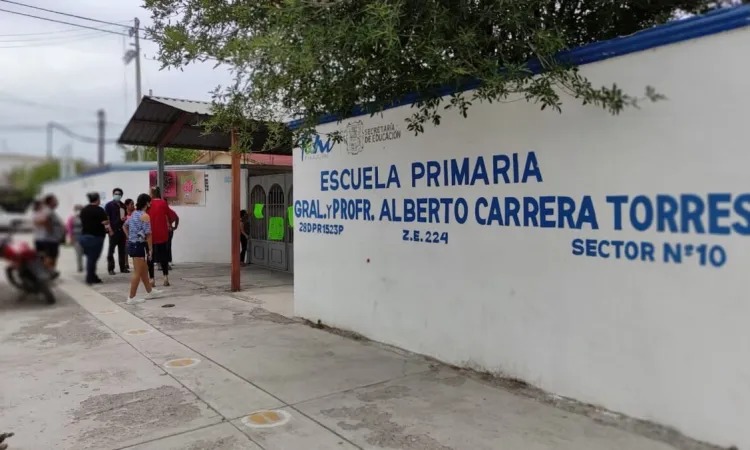  La Escuela Normal “Profr. y Gral. Alberto Carrera Torres” celebrará su 48 aniversario