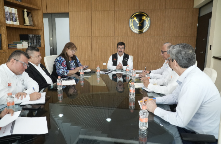  Evalúa rector avances institucionales de la UAT