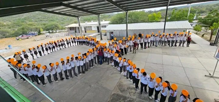  Instituto de la Mujer realiza día naranja en el CEMSADET de Compuertas
