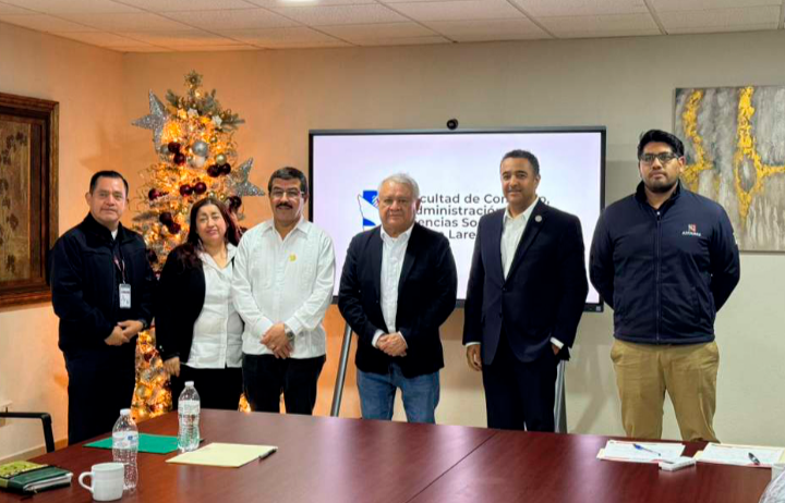  Logra la UAT 500 plazas para sus egresados en Aduanas de México