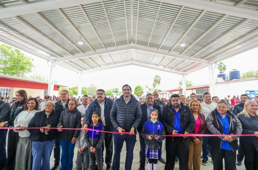  Impulsa Carlos Peña Ortiz a comunidad escolar con más beneficios a la infraestructura