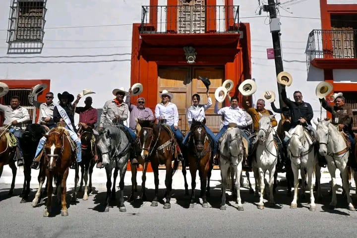  René Lara Cisneros participa en la celebración del 277 Aniversario de Santander Jiménez