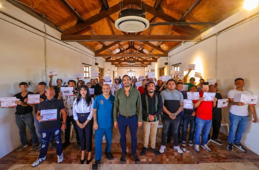  Entregó Alcalde Carlos Peña Ortiz Diplomas del programa municipal “Tazo Dorado”
