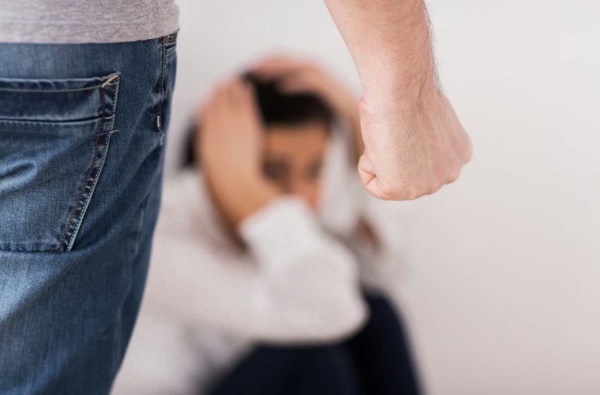  Hijo golpea a su padre con bate en Saltillo por haberlo despertado para ir a trabajar