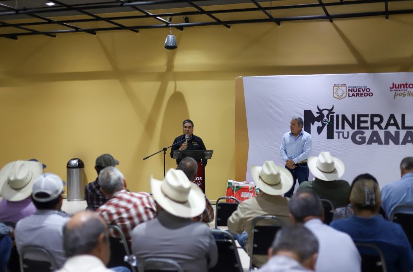  Gobierno Municipal fortalece al sector ganadero con el programa “mineraliza tu ganado”