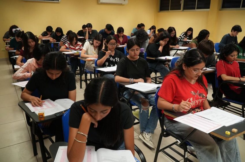  Aspirantes a ingresar a la UAT presentan examen CENEVAL