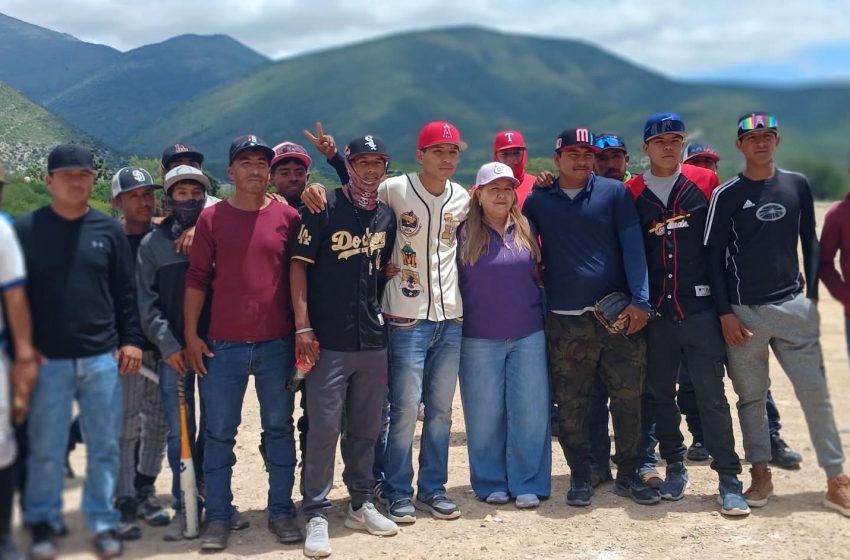  Arranca la Liga Municipal de Béisbol en Bustamante